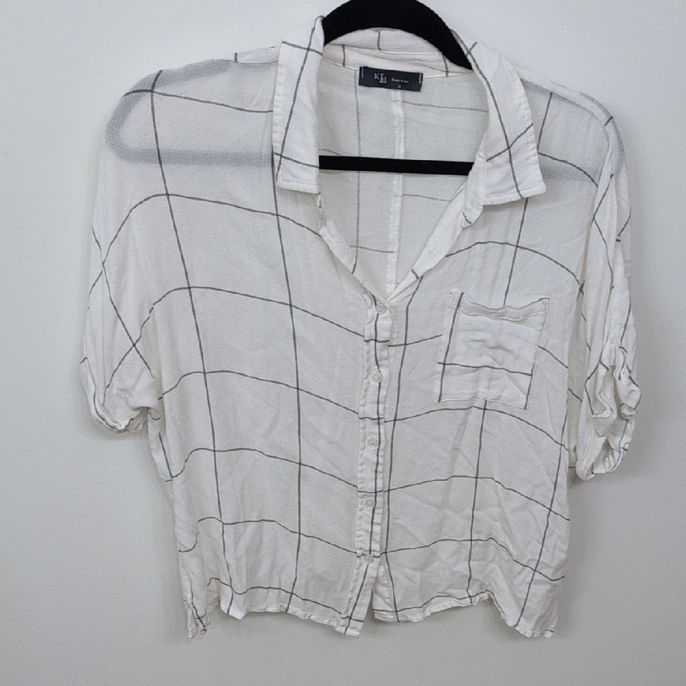 Chic White Grid Button Down Shirt